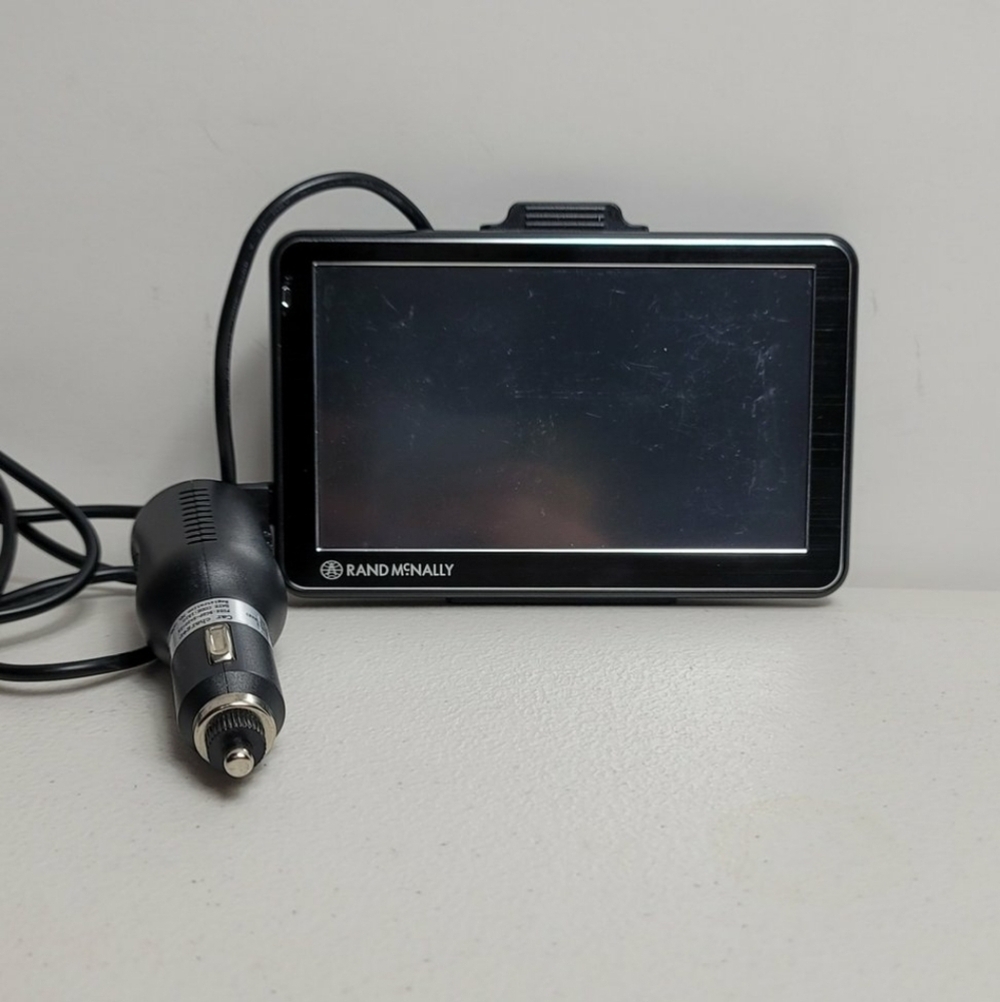 Rand McNally RE5 GPS Unit W/ Car Charging cable 5" Screen